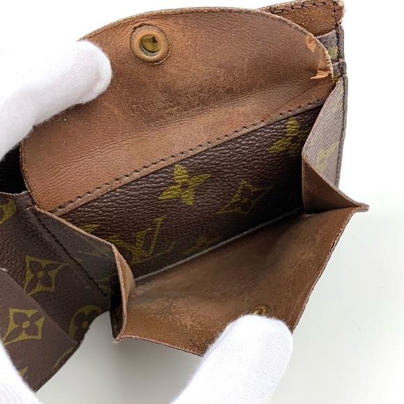 Louis Vuitton Rare 1970s Bifold Wallet - Picture 8 of 11